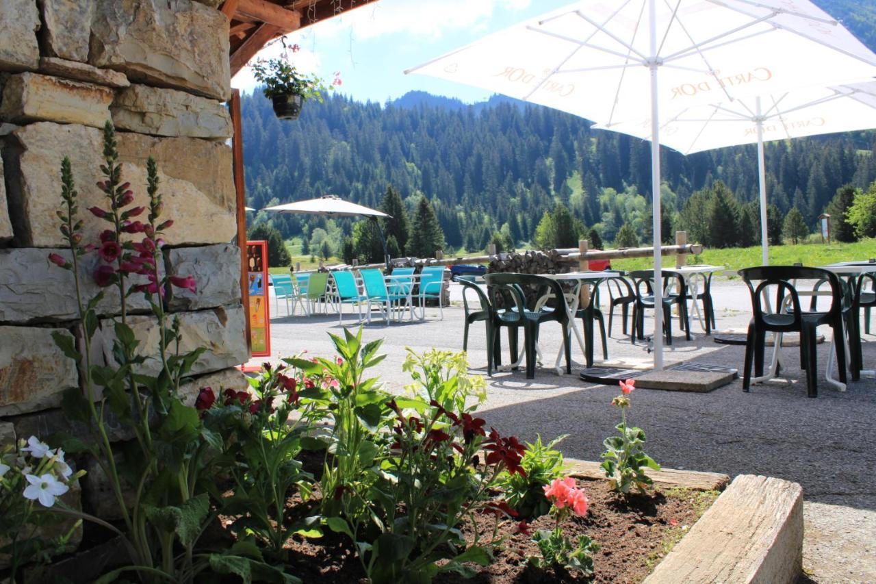 Chalet Hotel Vaccapark Le Praz de Lys Exterior foto