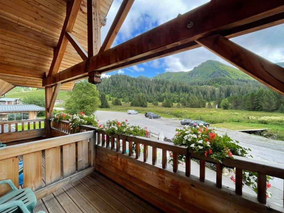 Chalet Hotel Vaccapark Le Praz de Lys Exterior foto