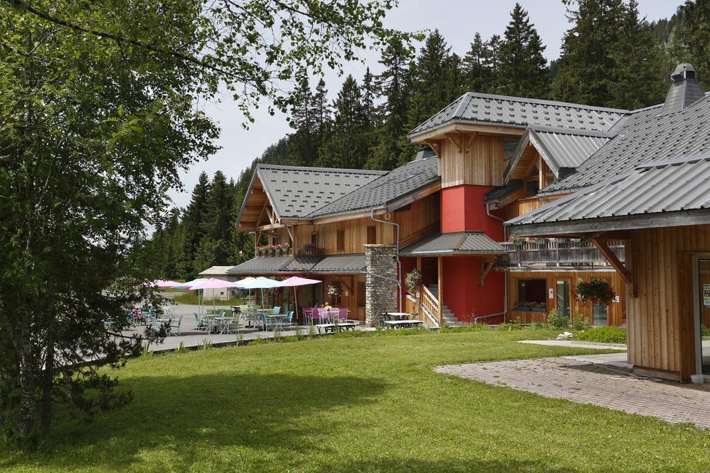 Chalet Hotel Vaccapark Le Praz de Lys Exterior foto